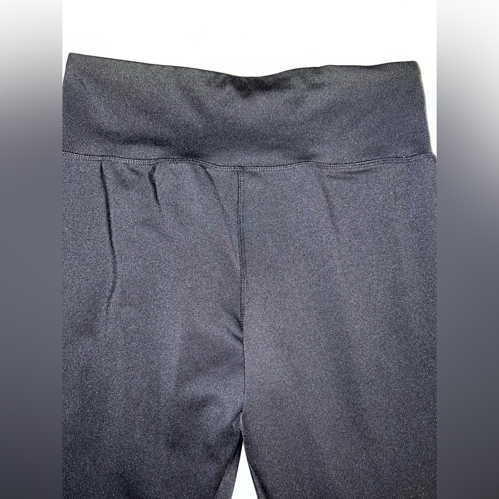 4/$10 Bundle Sale: EUC Forever 21 Active Black Mesh Side Panel Leggings - Picture 4 of 7